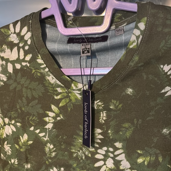 Fun Patterned T-Shirt - Picture 3 of 3